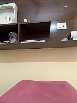 Webcam Model (Modelbigbobs)  is live.Free join now!