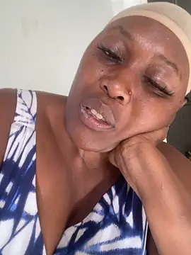 Cardiebae89 live sex cam