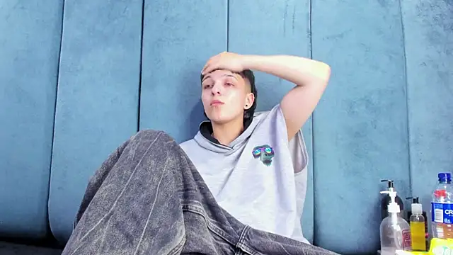 Megan_Thompson_ webcam