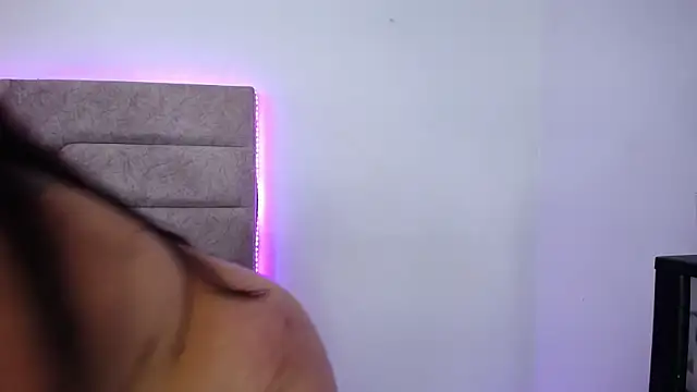 Jessica_Kraftt webcam