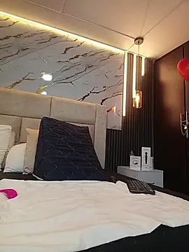 isisblake - IsisBlake's free webcam - UK Sex Cams