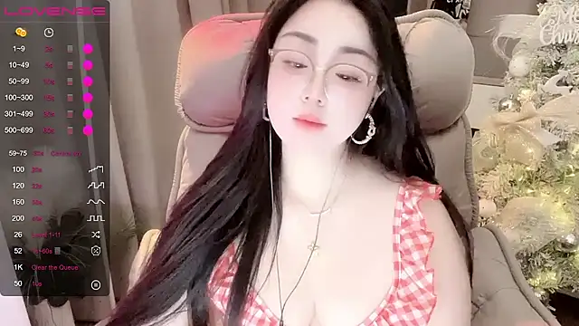 Monica-666888- webcam