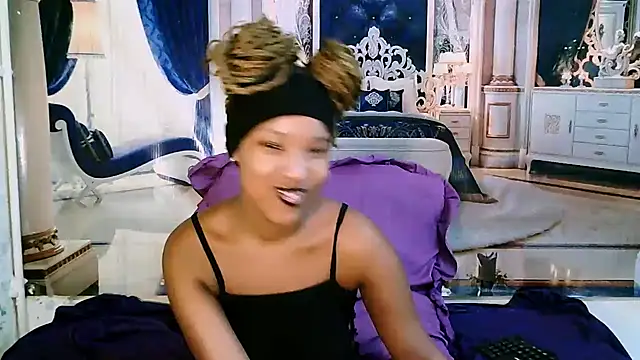 EroticSexyPrada webcam