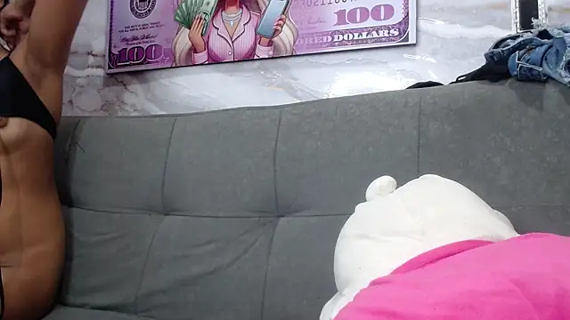 Goddess_explosive777 webcam