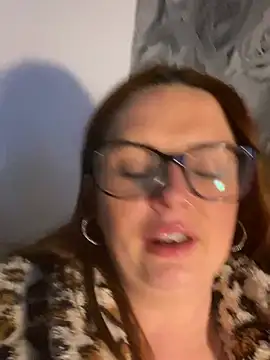 Grizzlybrizzles webcam