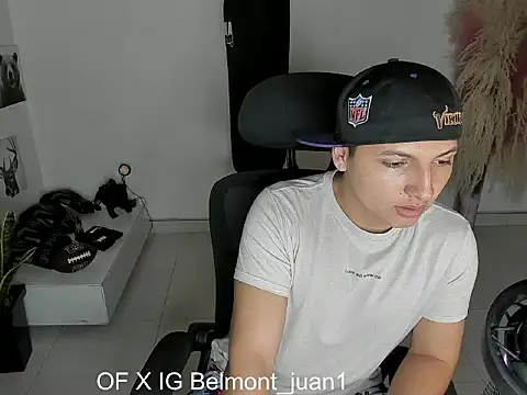 A_lejandro_08 webcam