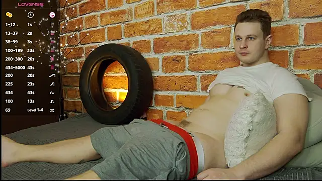 charlie_smiley webcam