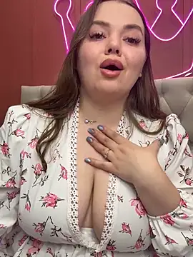 MonikaCharming webcam