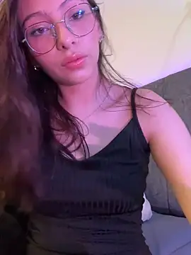 Dirty-Bunnyyy webcam