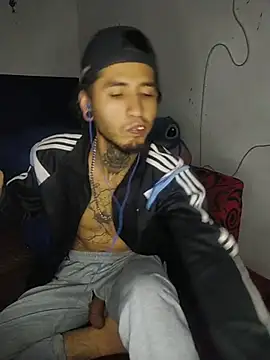 Tattoboy19cm webcam