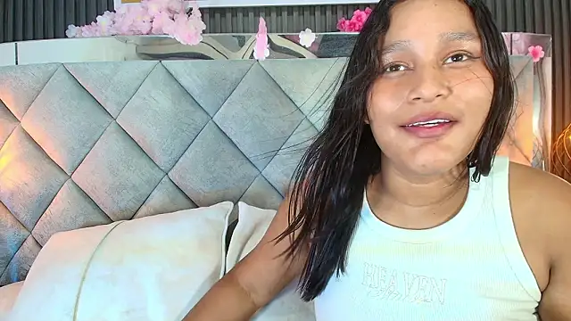 Sara_Channel01 webcam