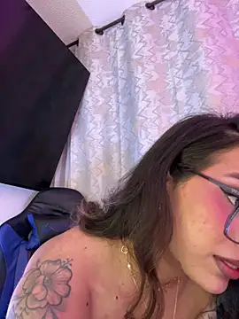 Samantha_Bernardo webcam