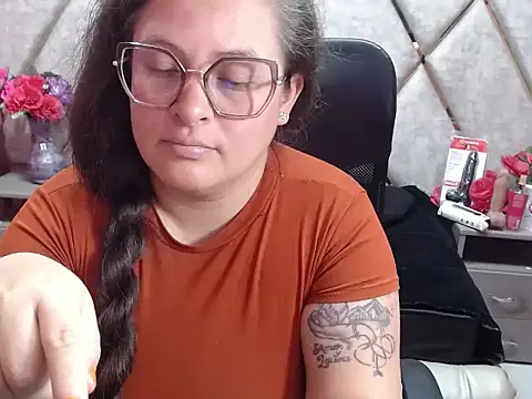 sarah_boobs_ - Sarah_Boobs_'s free webcam - UK Sex Cams