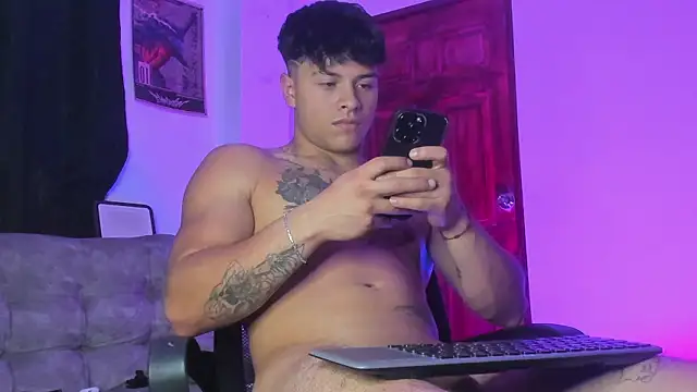 Dominic_Biker__ webcam