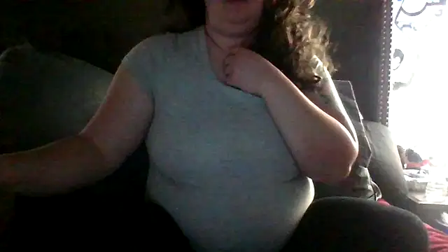 MilfBunny7DDD webcam