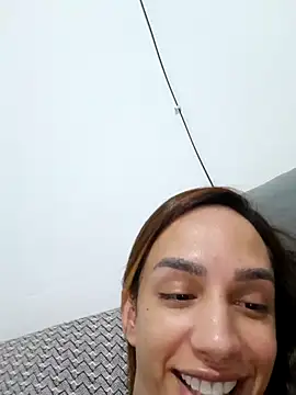 ofjuliaa live sex cam