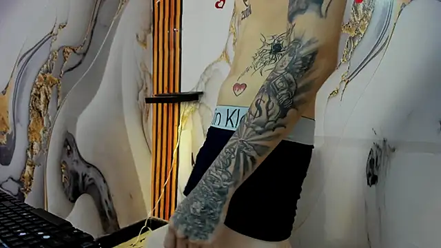 StraightBoy_Nick webcam