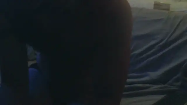 Luv2SuckBWC92 webcam