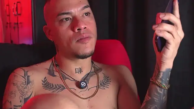 AlphaMasterXxx webcam