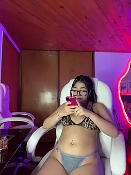 Violetta_pinkk1 webcam