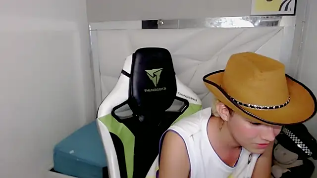 Street_poemm_ webcam