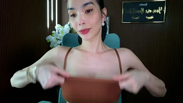 xxforyoureyesonlyxx webcam