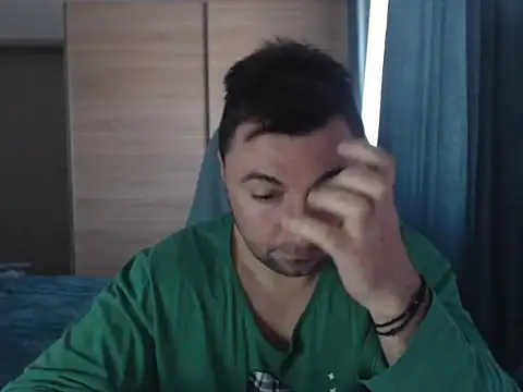 hankmalone - HankMalone's free webcam - UK Sex Cams