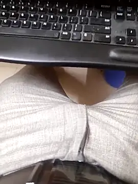 adicma123 live sex cam