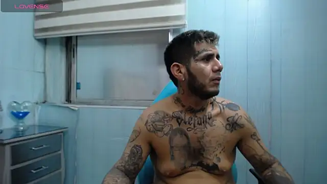 allison_max_tattoo webcam