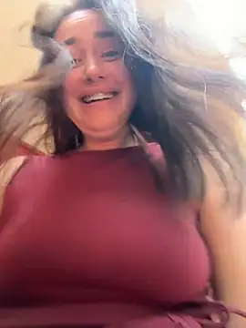 kirasunshine (F young) - lick nipples