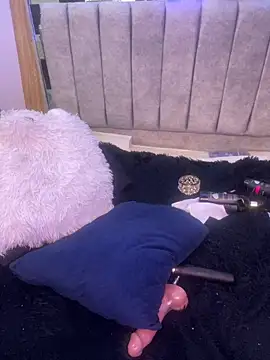 kendall_flower - Kendall_flower's free webcam