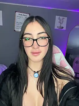 alejandra_jonees - Alejandra_jonees's free webcam