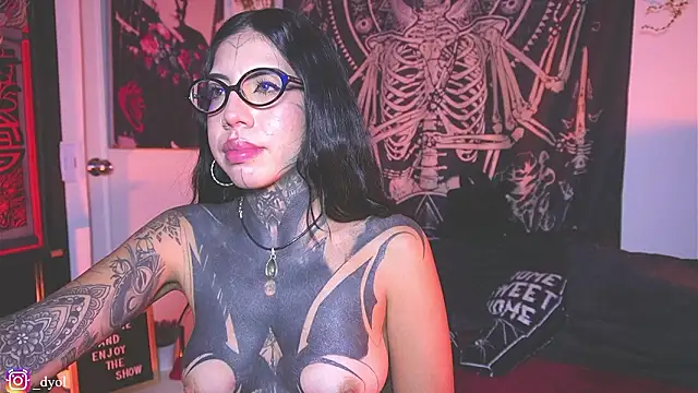 Dalia_Vorhees webcam