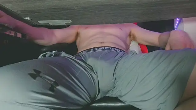 Dick_and_muscles webcam