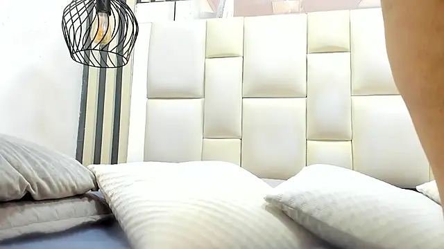 camila__herrera webcam