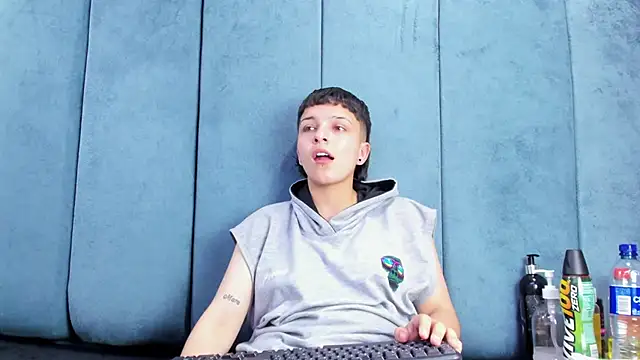 Megan_Thompson_ webcam