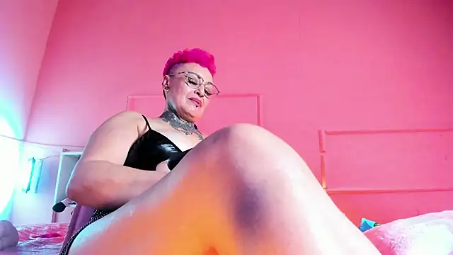 MATURE_HARDCORE webcam