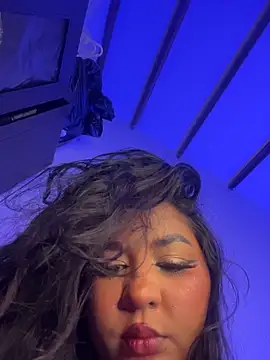 Isabella_Belmont webcam