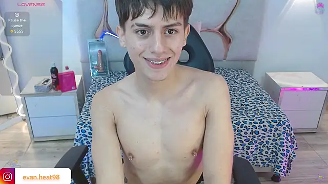 EVAN_TAY webcam