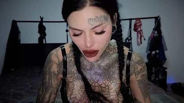 darkinkedbabe webcam