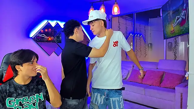 Houseofwarrios webcam