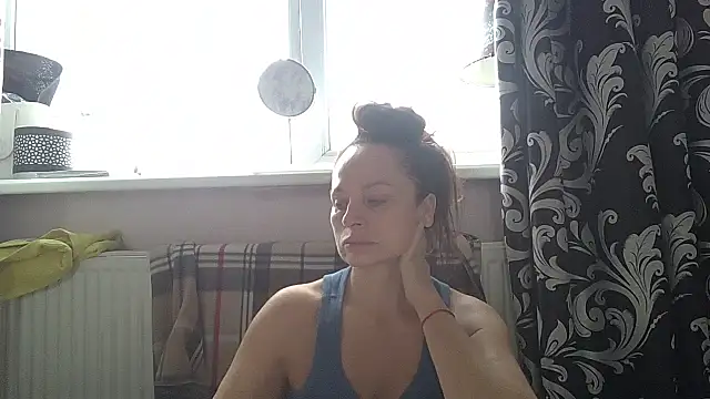 lindastars - LindaStarS's free webcam