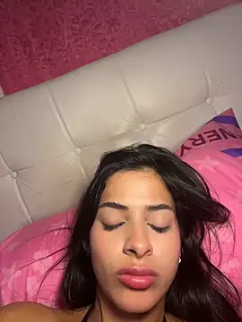 violetta-brown1 - Violetta-brown1's free webcam