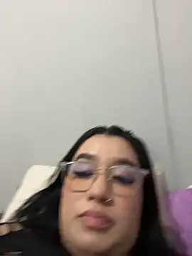 aliciawhitee - Aliciawhitee's free webcam