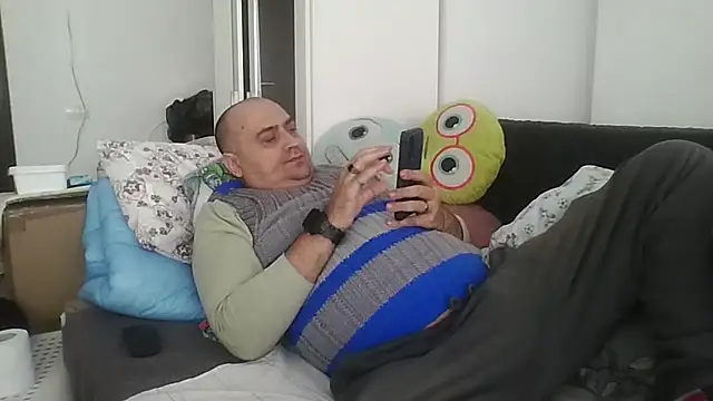 vitalik66679 - Vitalik66679's free webcam