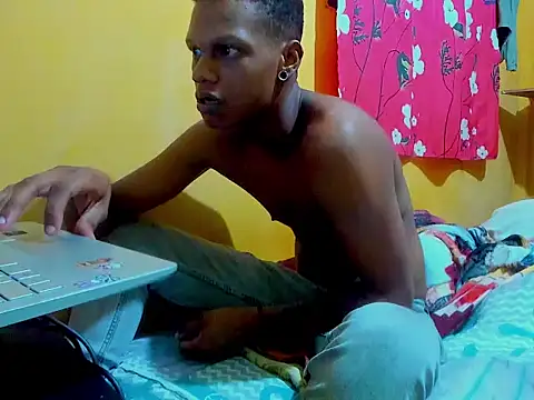 aunstin_farid1 - Aunstin_farid1's free webcam