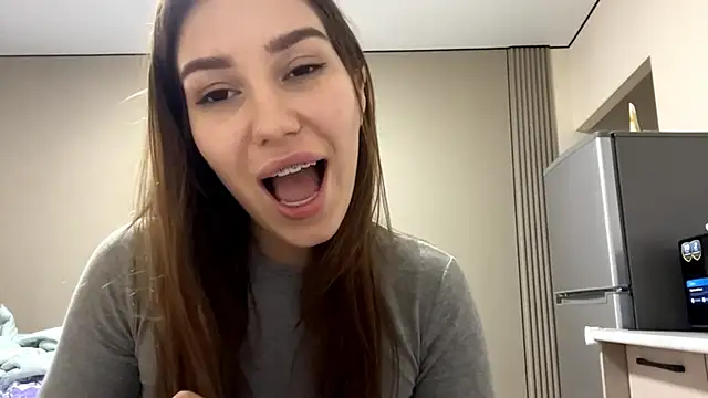 HypnoticEyeys webcam