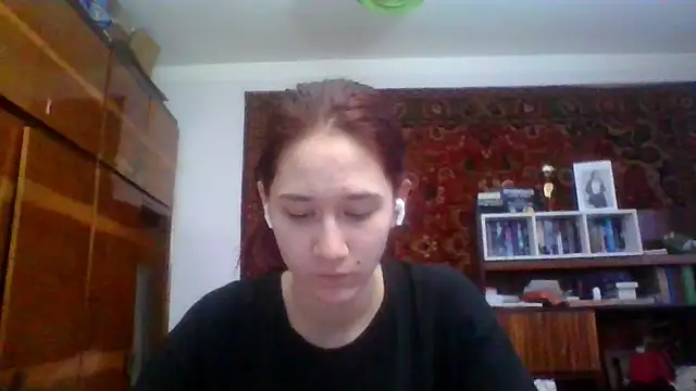 NickiKisinger webcam