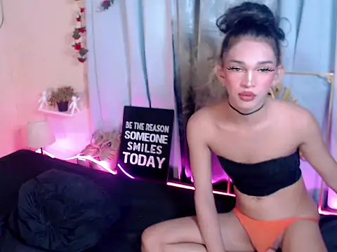GoddessHugeCock webcam