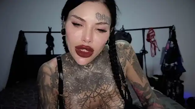 darkinkedbabe webcam